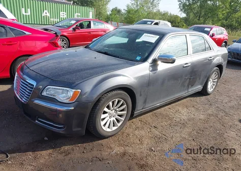 2013 Chrysler 300 Motown из США, поврежденный, VIN 2C3CCAAG4DH735494